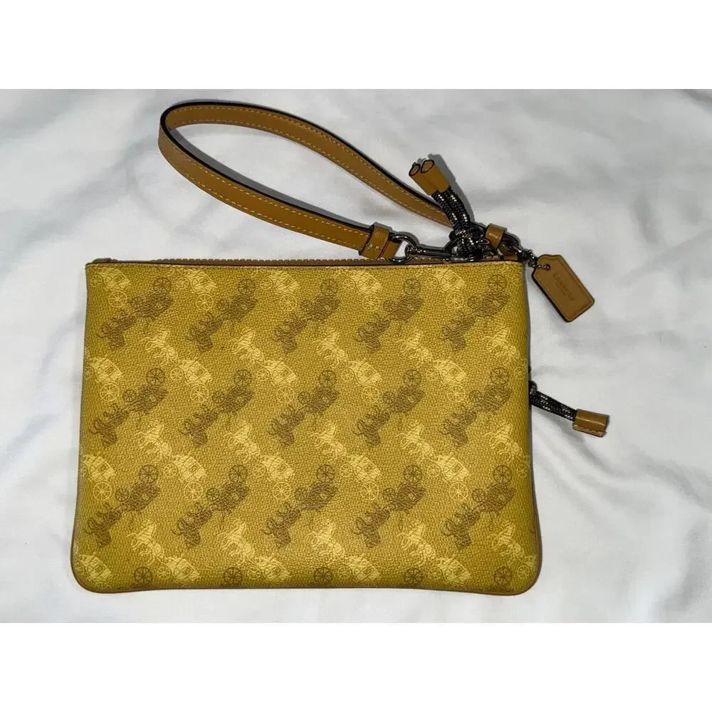 Coach Gallery Pouch With Horse And Carriage Print Yellow - Picture 7 of 7